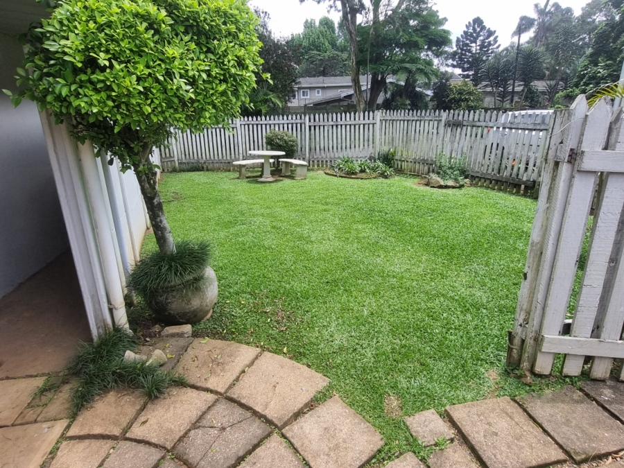 To Let 1 Bedroom Property for Rent in Gillitts KwaZulu-Natal