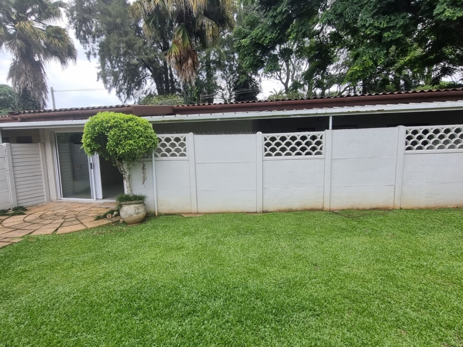 To Let 1 Bedroom Property for Rent in Gillitts KwaZulu-Natal