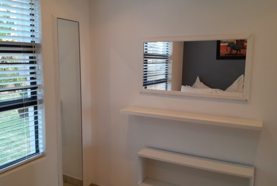 To Let 2 Bedroom Property for Rent in Shakas Rock KwaZulu-Natal