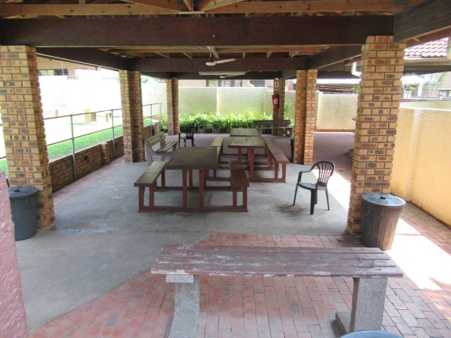 To Let 2 Bedroom Property for Rent in Meer En See KwaZulu-Natal