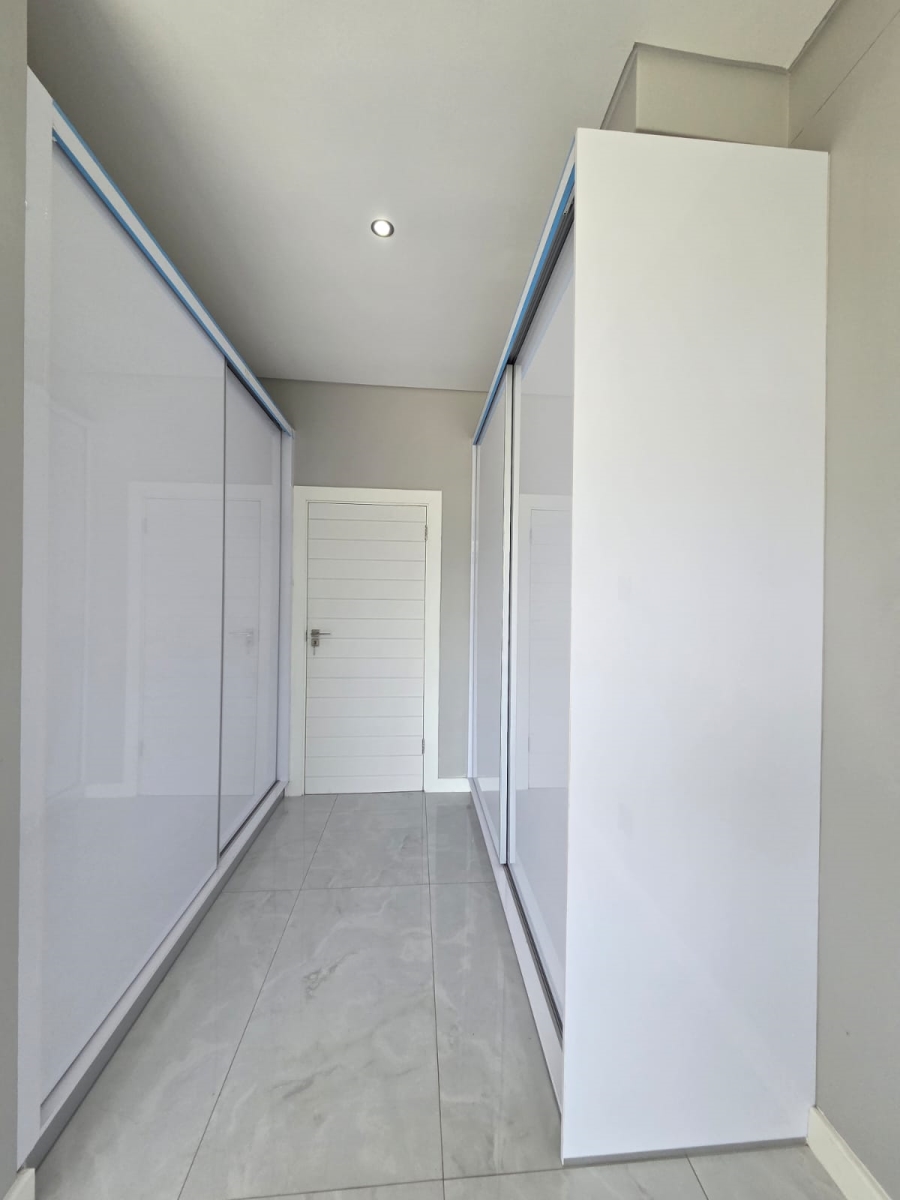 4 Bedroom Property for Sale in Palm Lakes Estate KwaZulu-Natal