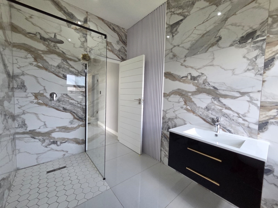 4 Bedroom Property for Sale in Palm Lakes Estate KwaZulu-Natal