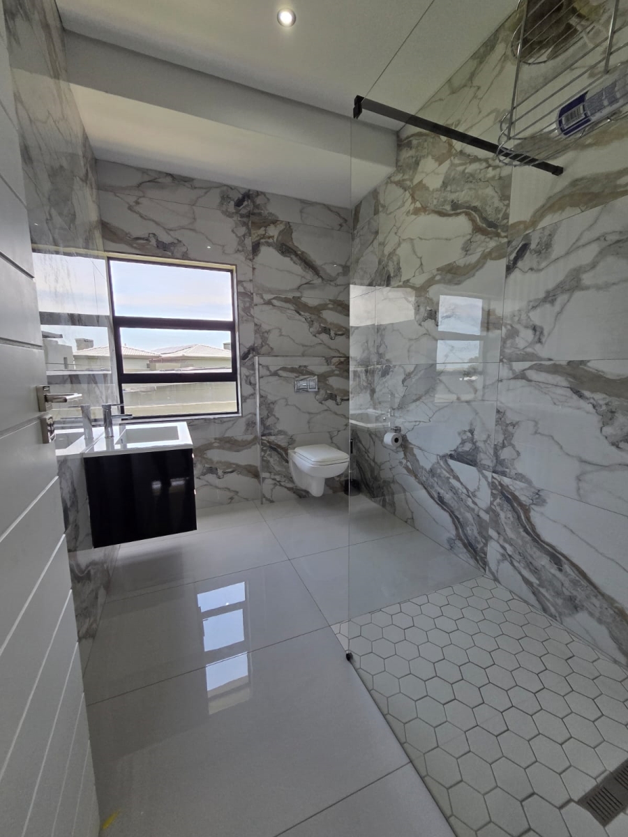 4 Bedroom Property for Sale in Palm Lakes Estate KwaZulu-Natal