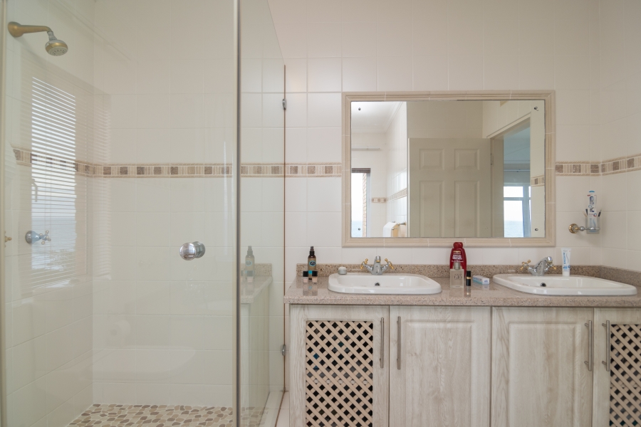 7 Bedroom Property for Sale in Zinkwazi Beach KwaZulu-Natal