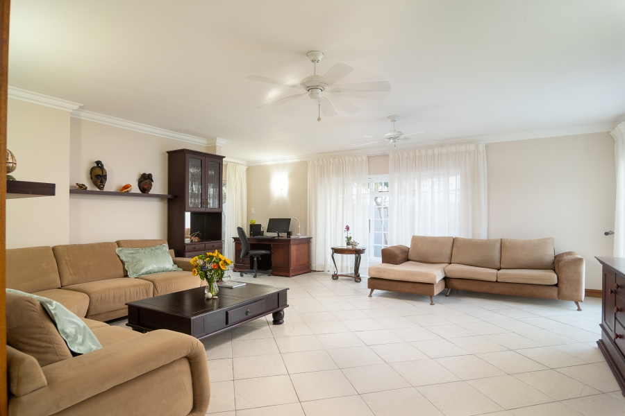 7 Bedroom Property for Sale in Zinkwazi Beach KwaZulu-Natal