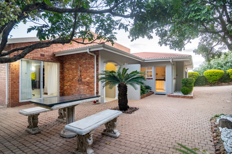 7 Bedroom Property for Sale in Zinkwazi Beach KwaZulu-Natal