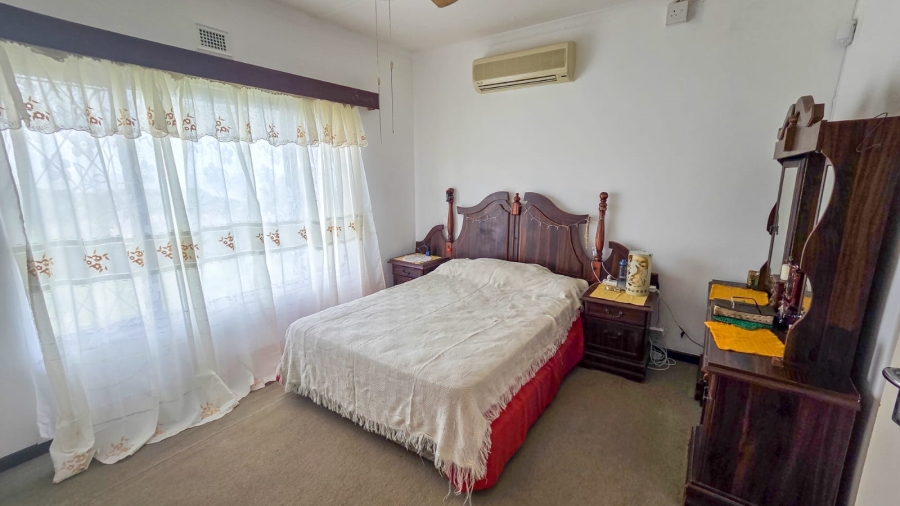 3 Bedroom Property for Sale in Hibberdene KwaZulu-Natal