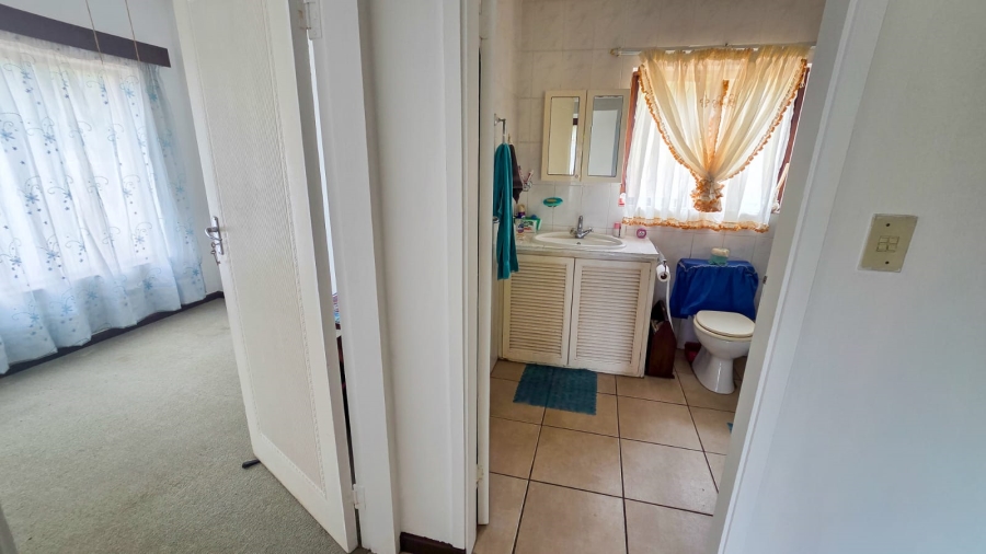 3 Bedroom Property for Sale in Hibberdene KwaZulu-Natal