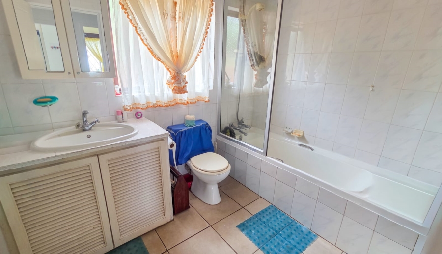 3 Bedroom Property for Sale in Hibberdene KwaZulu-Natal