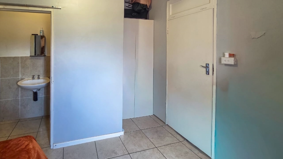 1 Bedroom Property for Sale in Pietermaritzburg Central KwaZulu-Natal