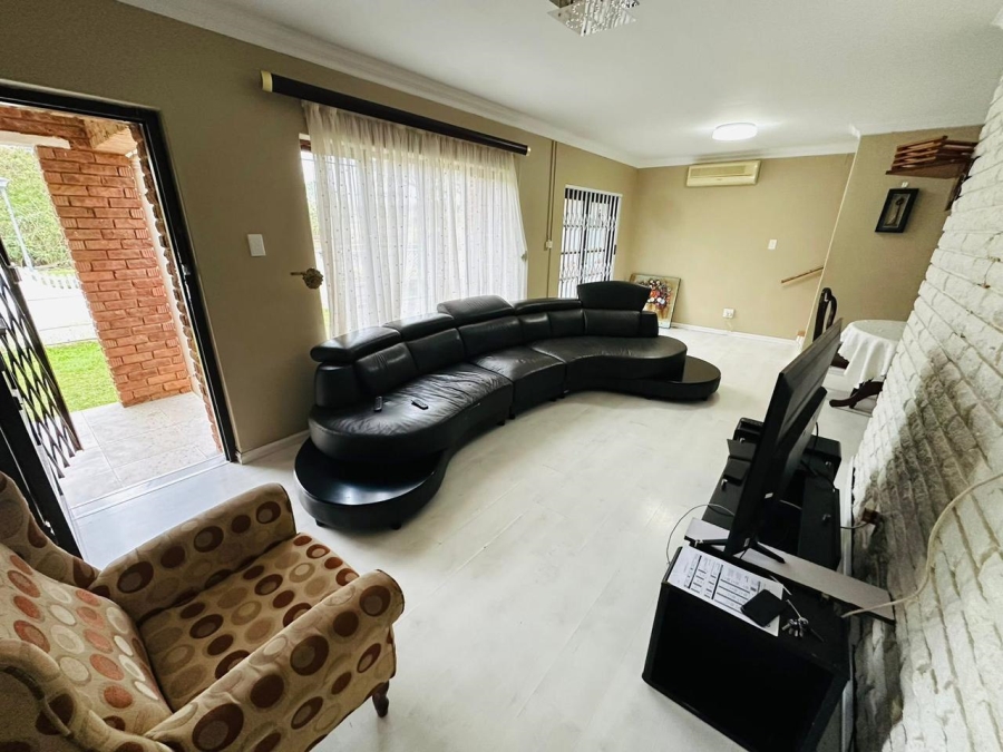 4 Bedroom Property for Sale in Lincoln Meade KwaZulu-Natal