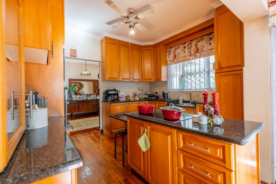 3 Bedroom Property for Sale in Sherwood KwaZulu-Natal