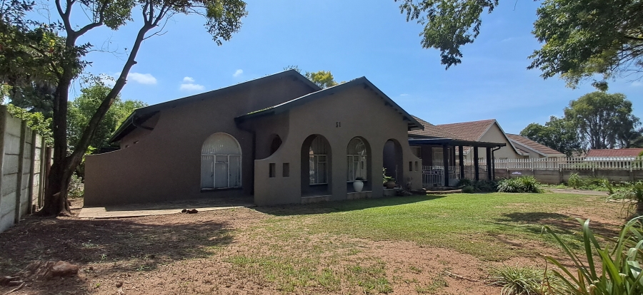 4 Bedroom Property for Sale in Pioneer Park KwaZulu-Natal