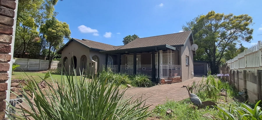 4 Bedroom Property for Sale in Pioneer Park KwaZulu-Natal