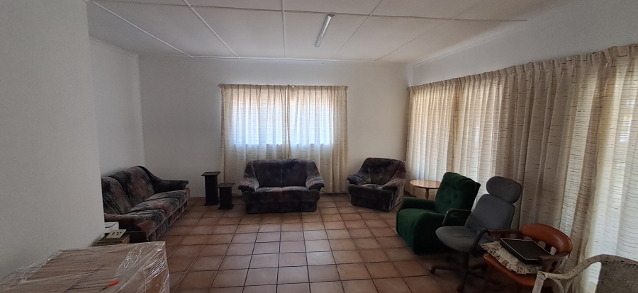 4 Bedroom Property for Sale in Pioneer Park KwaZulu-Natal
