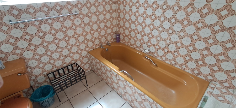 4 Bedroom Property for Sale in Pioneer Park KwaZulu-Natal