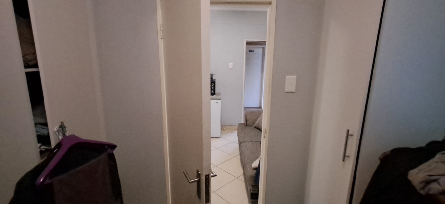 2 Bedroom Property for Sale in Madadeni J KwaZulu-Natal