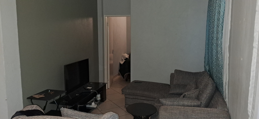 2 Bedroom Property for Sale in Madadeni J KwaZulu-Natal