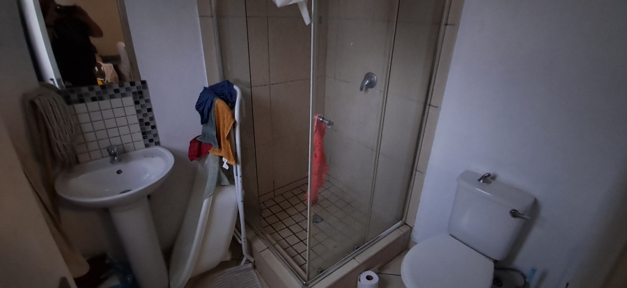 2 Bedroom Property for Sale in Madadeni J KwaZulu-Natal