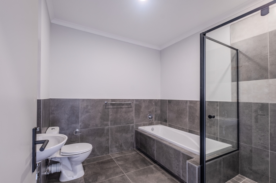 2 Bedroom Property for Sale in Westbrook KwaZulu-Natal