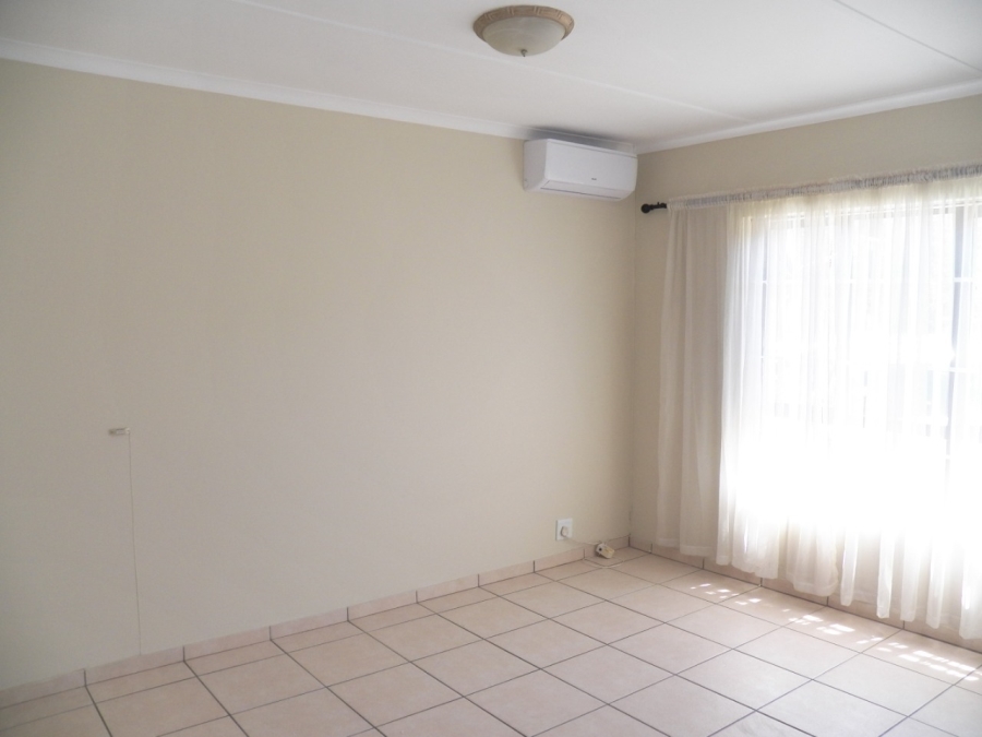 To Let 3 Bedroom Property for Rent in Meer En See KwaZulu-Natal