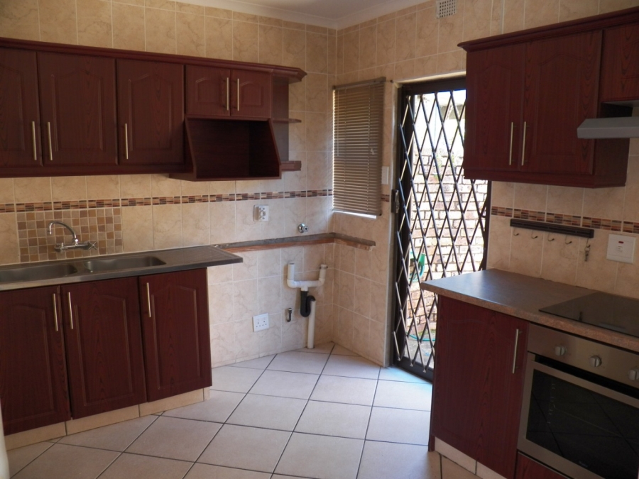 To Let 3 Bedroom Property for Rent in Meer En See KwaZulu-Natal
