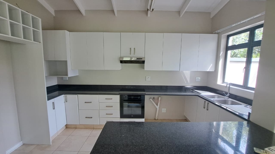 To Let 3 Bedroom Property for Rent in Mzingazi Golf Estate KwaZulu-Natal