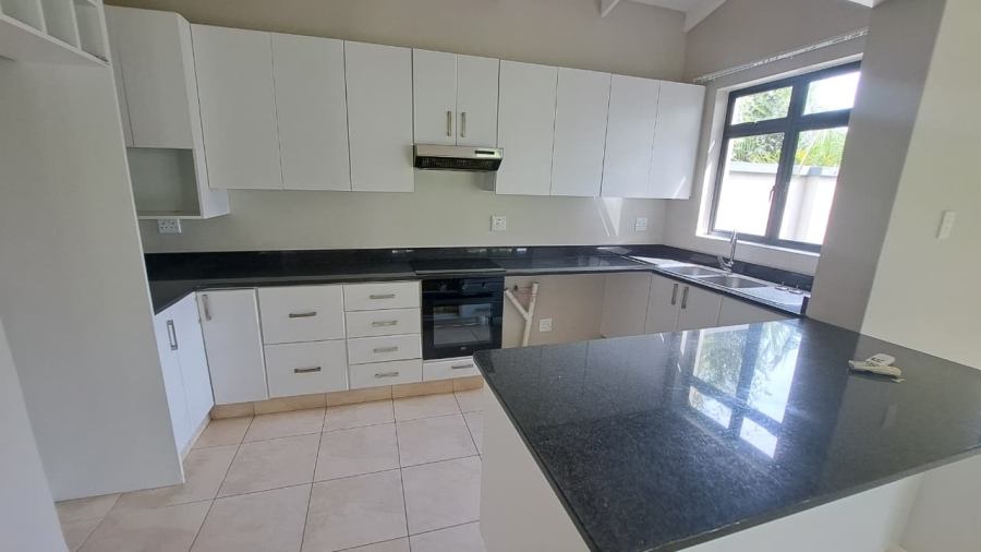 To Let 3 Bedroom Property for Rent in Mzingazi Golf Estate KwaZulu-Natal