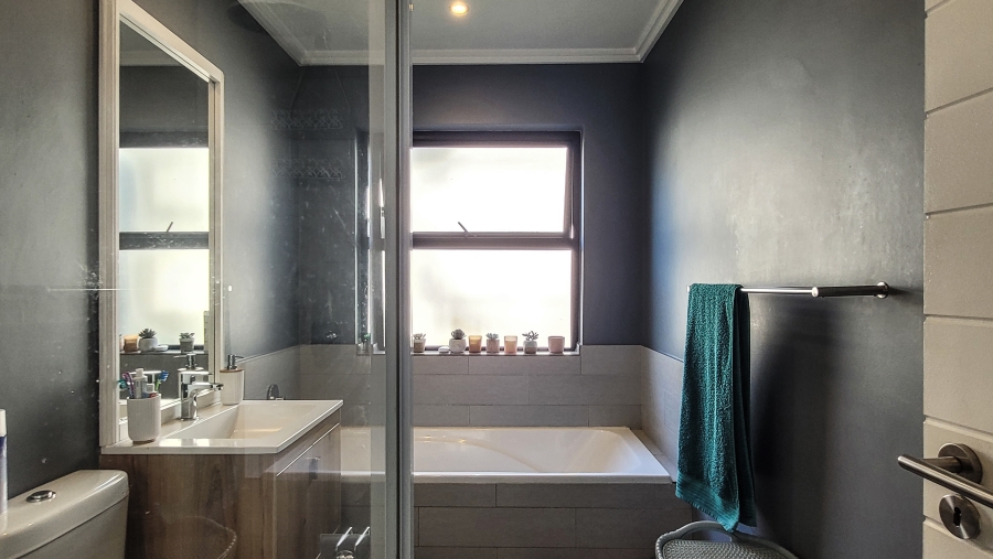 4 Bedroom Property for Sale in Palm Lakes Estate KwaZulu-Natal