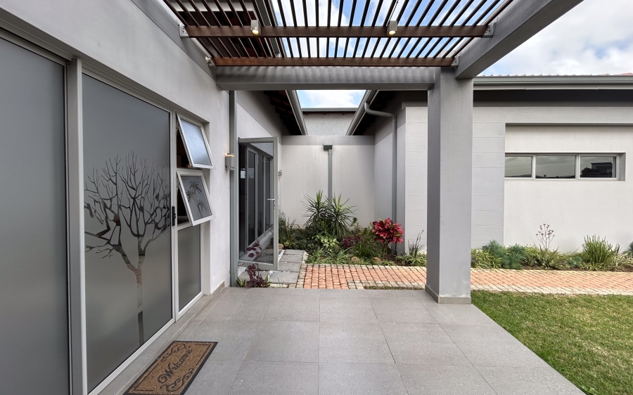 4 Bedroom Property for Sale in Palm Lakes Estate KwaZulu-Natal