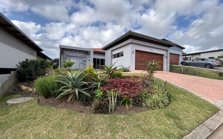4 Bedroom Property for Sale in Palm Lakes Estate KwaZulu-Natal