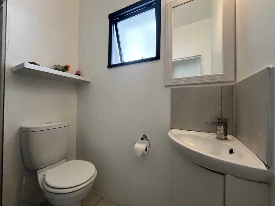 2 Bedroom Property for Sale in Shakas Rock KwaZulu-Natal