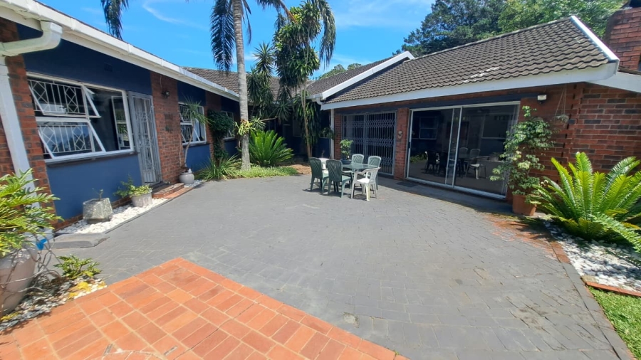 4 Bedroom Property for Sale in Meer En See KwaZulu-Natal