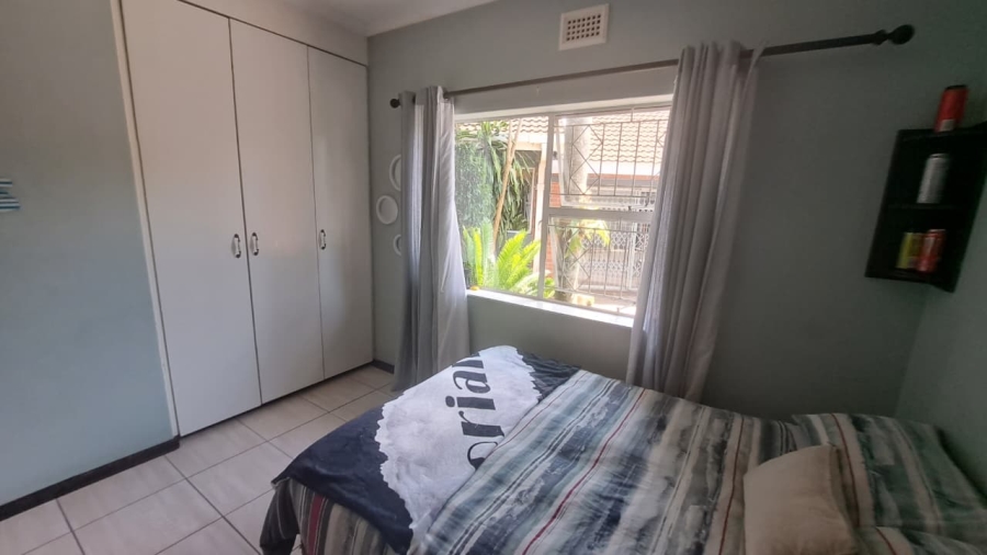 4 Bedroom Property for Sale in Meer En See KwaZulu-Natal