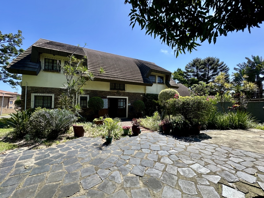 10 Bedroom Property for Sale in Birdswood KwaZulu-Natal