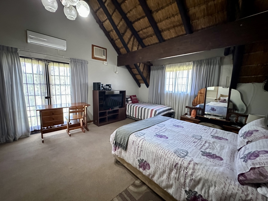 10 Bedroom Property for Sale in Birdswood KwaZulu-Natal