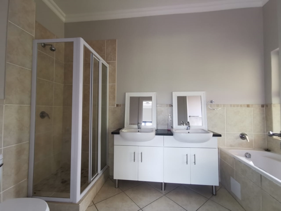 3 Bedroom Property for Sale in Ballito Central KwaZulu-Natal