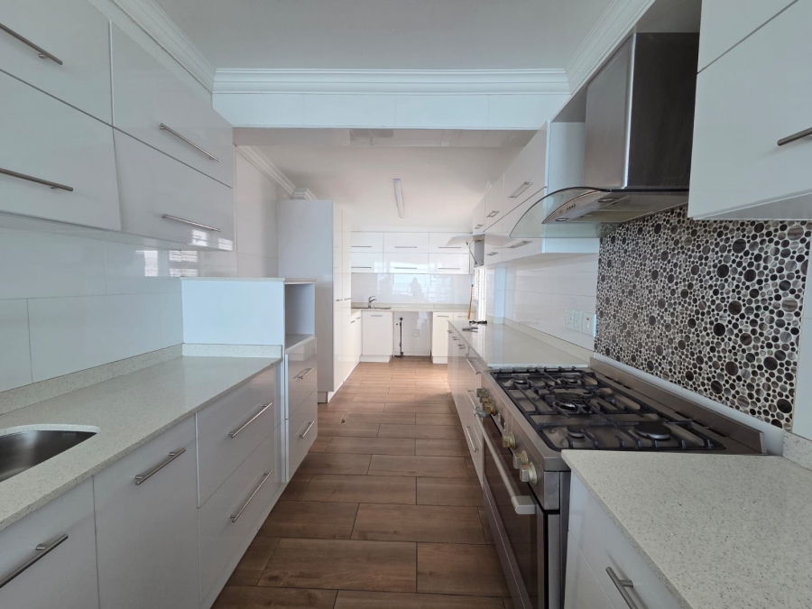 5 Bedroom Property for Sale in Bluff KwaZulu-Natal