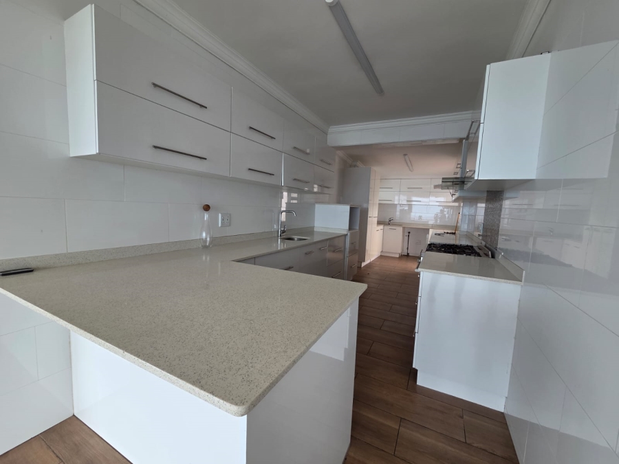 5 Bedroom Property for Sale in Bluff KwaZulu-Natal