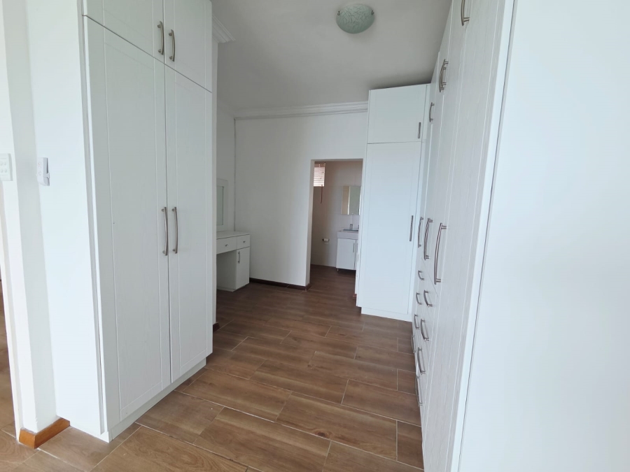 5 Bedroom Property for Sale in Bluff KwaZulu-Natal