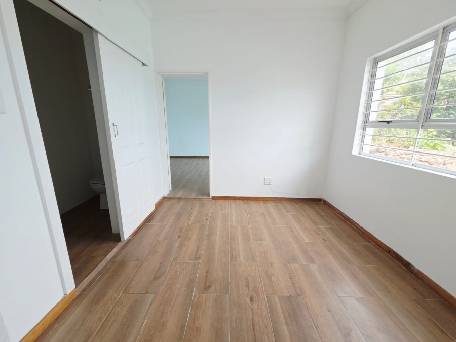 5 Bedroom Property for Sale in Bluff KwaZulu-Natal