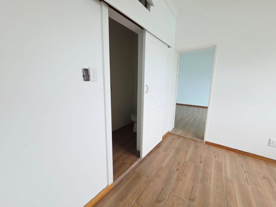 5 Bedroom Property for Sale in Bluff KwaZulu-Natal