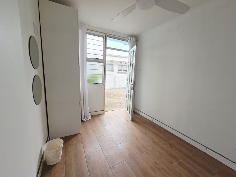 5 Bedroom Property for Sale in Bluff KwaZulu-Natal