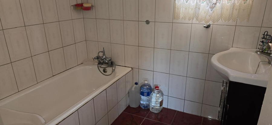 5 Bedroom Property for Sale in Stanger KwaZulu-Natal