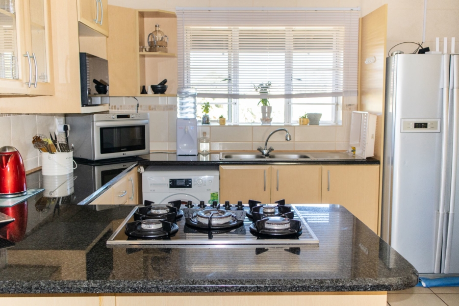 1 Bedroom Property for Sale in Amanzimtoti KwaZulu-Natal