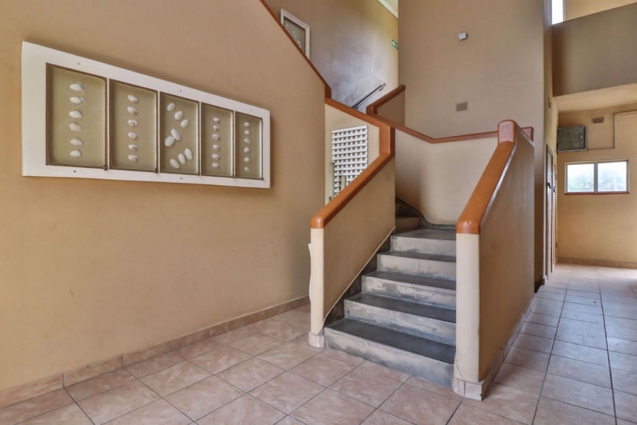 1 Bedroom Property for Sale in Amanzimtoti KwaZulu-Natal