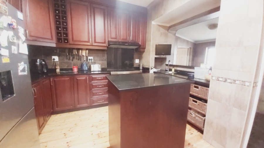 4 Bedroom Property for Sale in Bluff KwaZulu-Natal