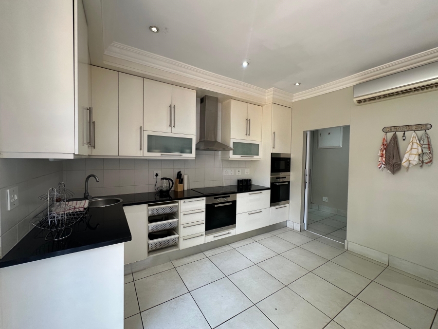 3 Bedroom Property for Sale in Essenwood KwaZulu-Natal