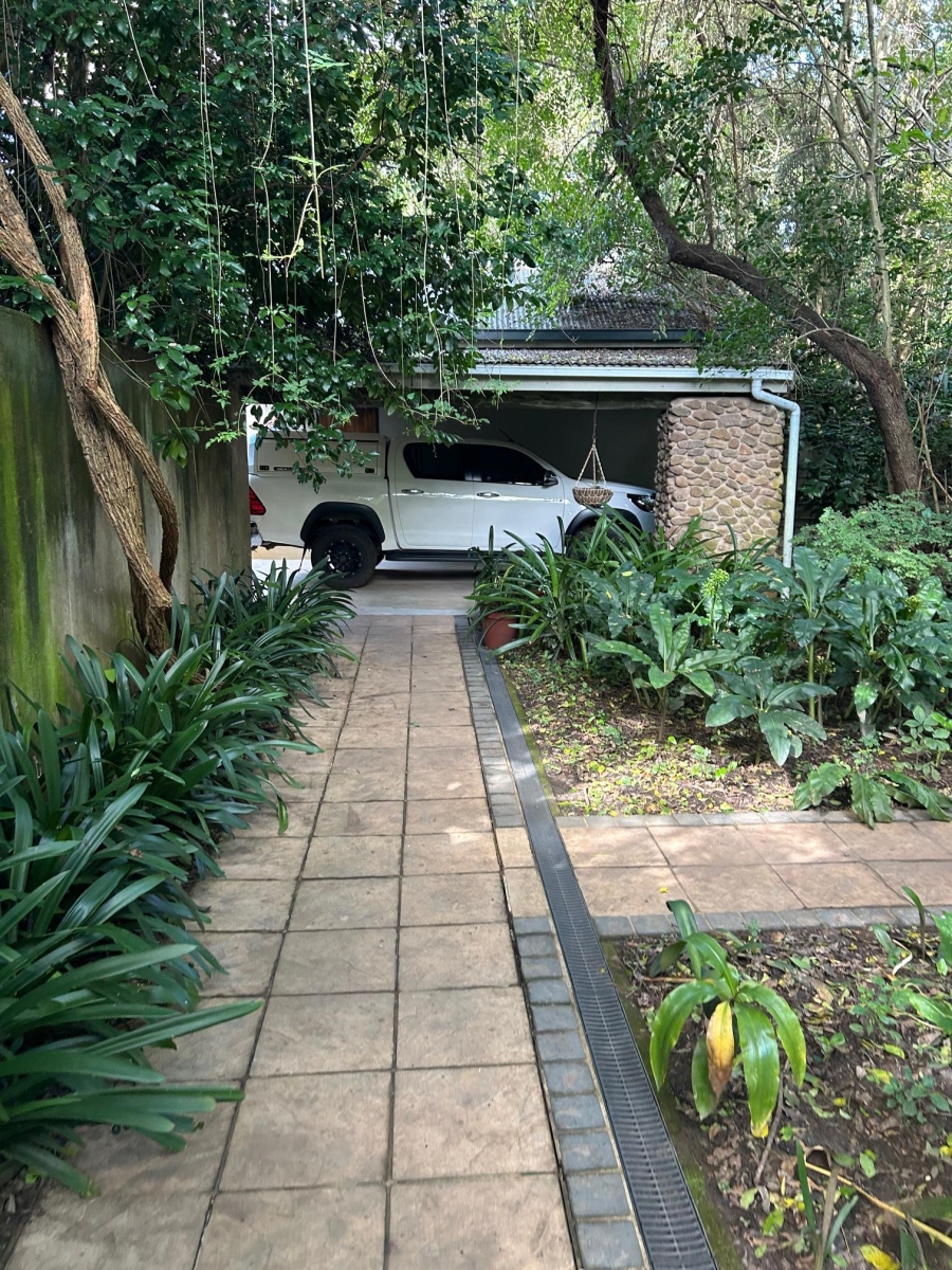 10 Bedroom Property for Sale in Mid-Illovo KwaZulu-Natal