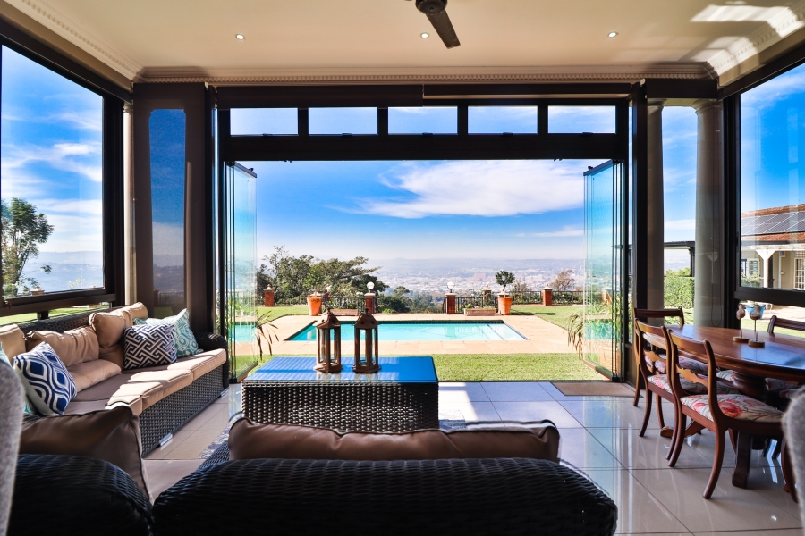 7 Bedroom Property for Sale in Athlone KwaZulu-Natal